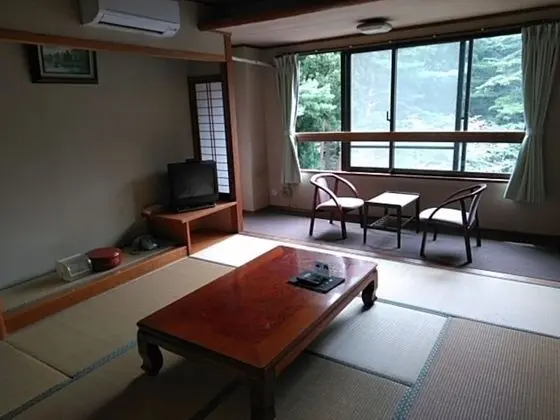Traditional Oda, Sigara İçilebilir (Japanese Style for 4 Guests)