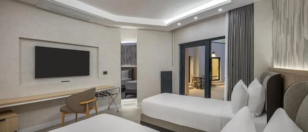 Twin Guest Room