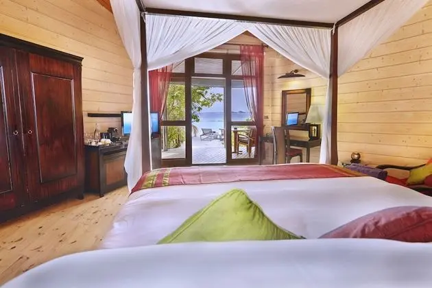 Villa, Plaj Kenarı