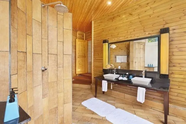 Villa, Plaj Kenarı