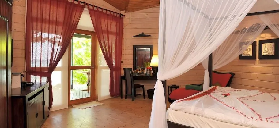 Villa, Sıcak Su Küveti, Plaj Kenarı