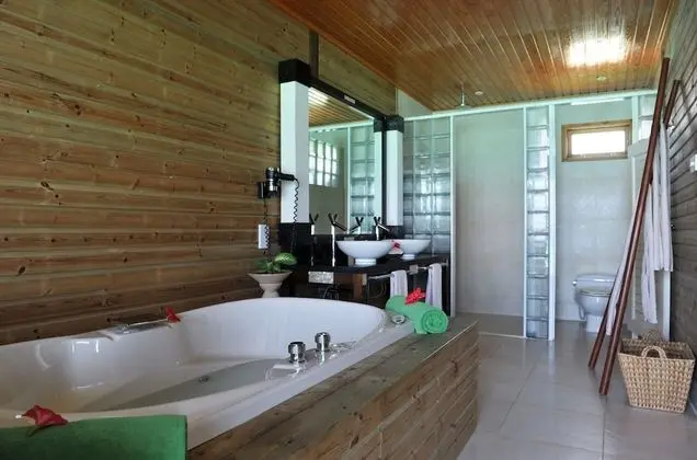 Villa, Sıcak Su Küveti, Plaj Kenarı