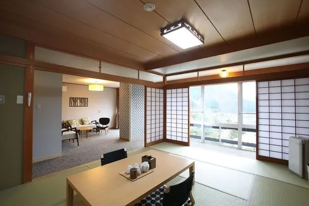 Traditional Oda (Japanese Western Style)