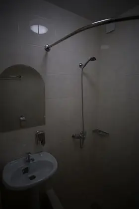 Standard Üç Kişilik Oda, Birden Çok Yatak, Sigara İçilmez
