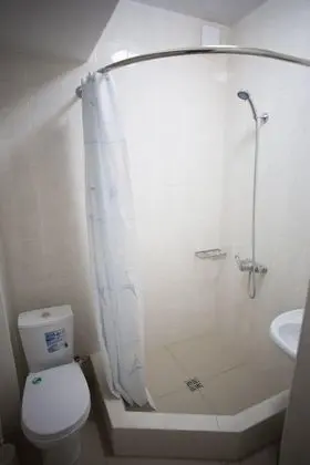 Standard Üç Kişilik Oda, Birden Çok Yatak, Sigara İçilmez