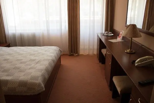 Comfort Tek Büyük veya İki Ayrı Yataklı Oda