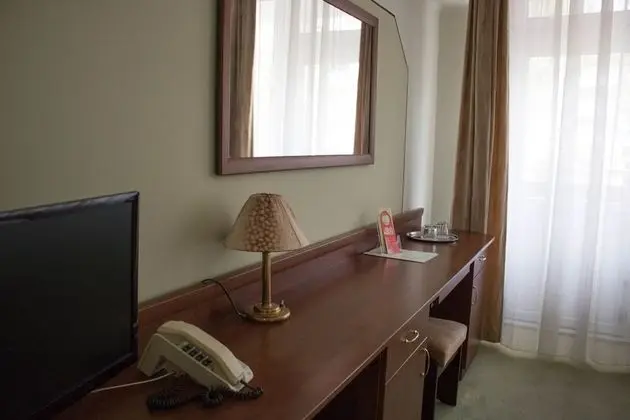 Comfort Tek Büyük veya İki Ayrı Yataklı Oda