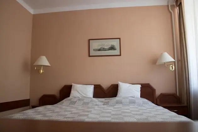 Comfort Tek Büyük veya İki Ayrı Yataklı Oda