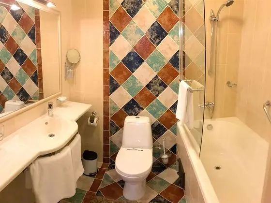 Standard Tek Büyük Yataklı Oda