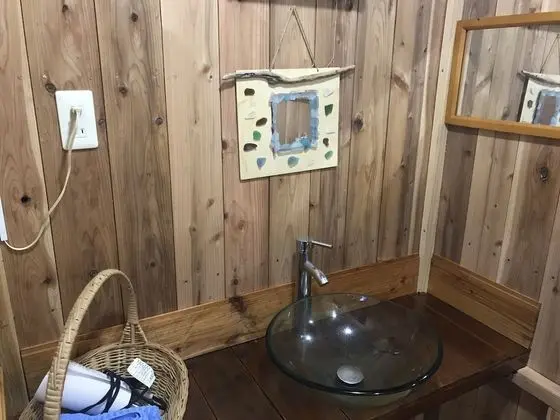 Ortak Ranzalı Oda, Sadece kadınlar için