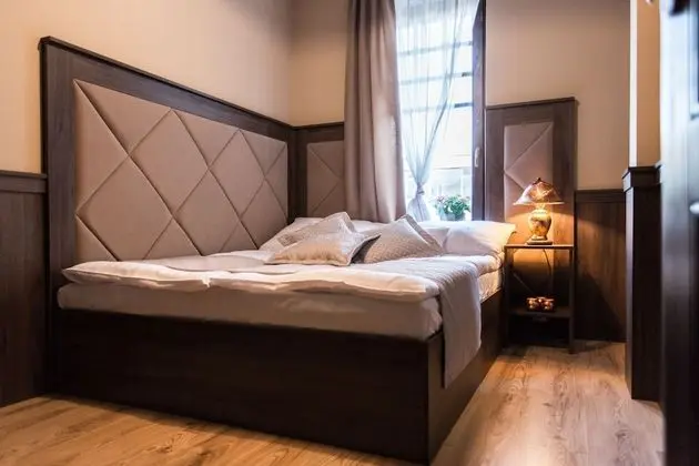 Standard Tek Büyük Yataklı Oda
