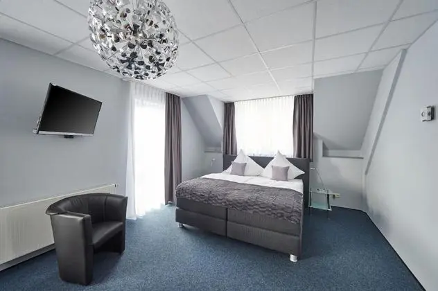 Comfort Tek Büyük Yataklı Oda