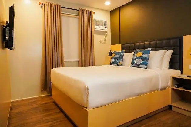 One-bedroom Suite, 1 King Bed