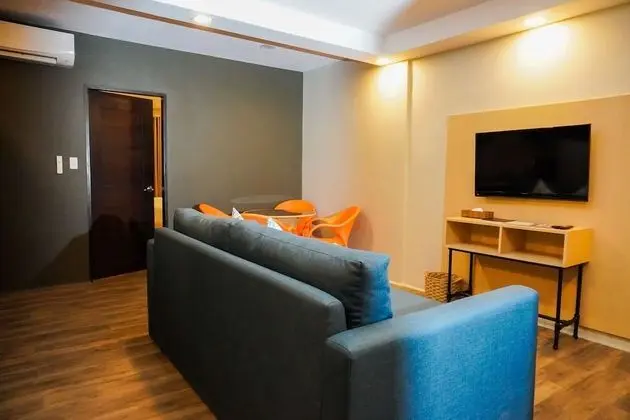 One-bedroom Suite, 1 King Bed