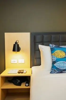 Two-bedroom Suite, 1 King Bed and 2 Single Beds