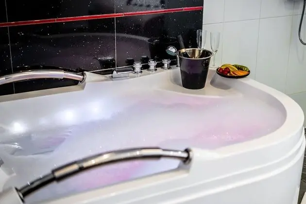 Luxury Oda, Sıcak Su Küveti