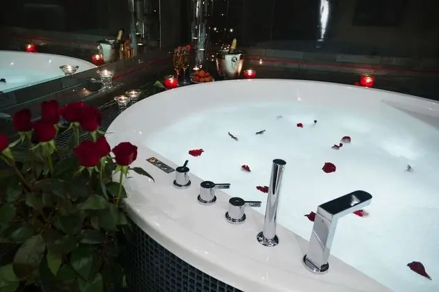 Luxury Oda, Sıcak Su Küveti