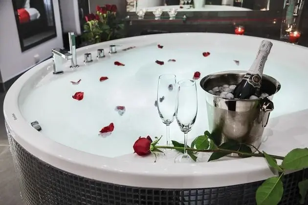 Luxury Oda, Sıcak Su Küveti
