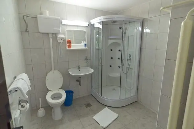 İki Ayrı Yataklı Oda