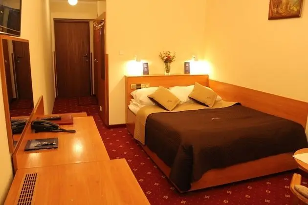 Tek Büyük Yataklı Oda, Balkon (with direct pasage to thermal zone)