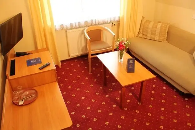 Tek Büyük Yataklı Oda (with direct pasage to thermal zone)