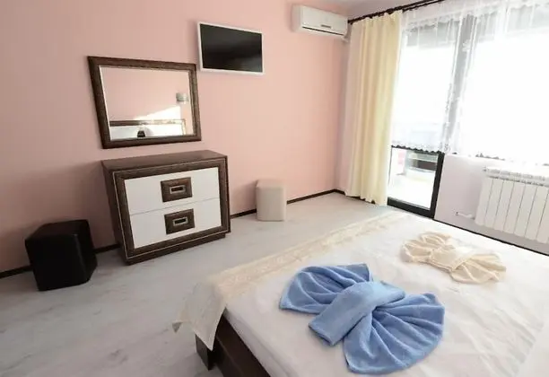 Deluxe Tek Büyük Yataklı Oda