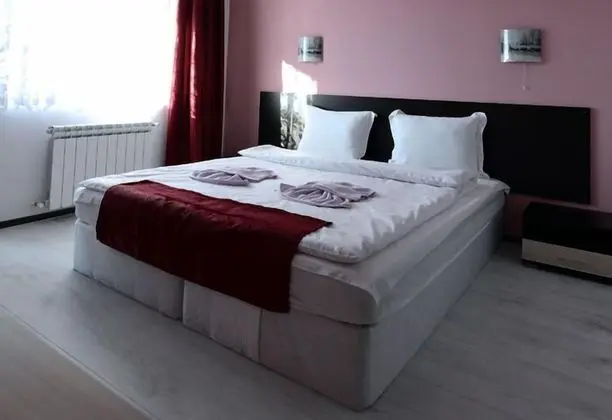 Tek Büyük Yataklı Oda, Balkon