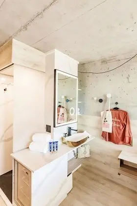 Design Stüdyo, 1 En Büyük (King) Boy Yatak, Sigara İçilmez