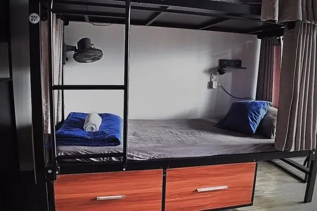 Ortak Ranzalı Oda, Karma Ranzalı Oda (Bed in 10-Bed)