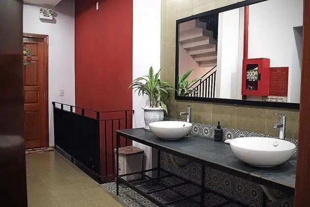 Ortak Ranzalı Oda, Karma Ranzalı Oda (Bed in 10-Bed)