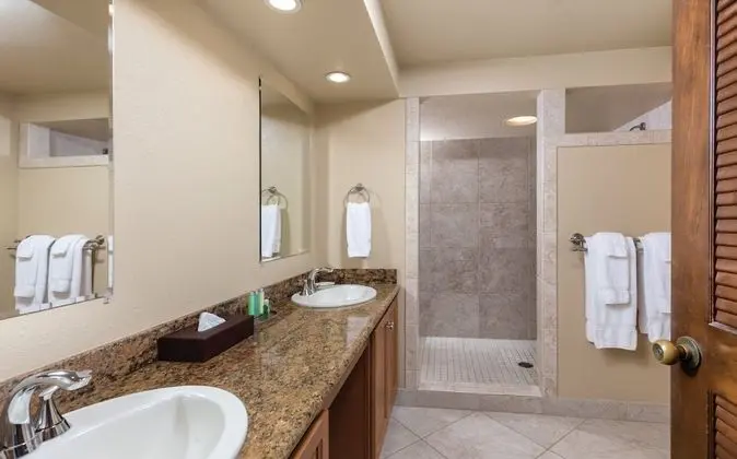 Standard Tek Büyük Yataklı Oda, 2 Yatak Odası, Bahçe Manzaralı