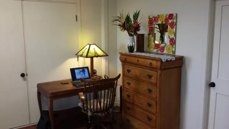 Comfort Oda (King Suite, no breakfast, private oce)