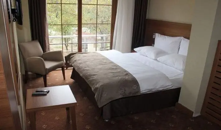 Deluxe Oda (İptal Edilemez)