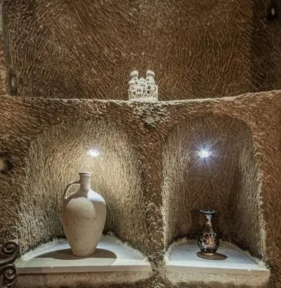 Deluxe Cave, Avlu Manzaralı