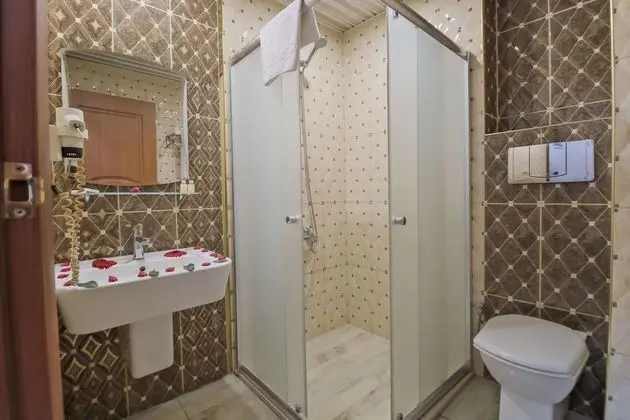 City Tek Büyük veya İki Ayrı Yataklı Oda