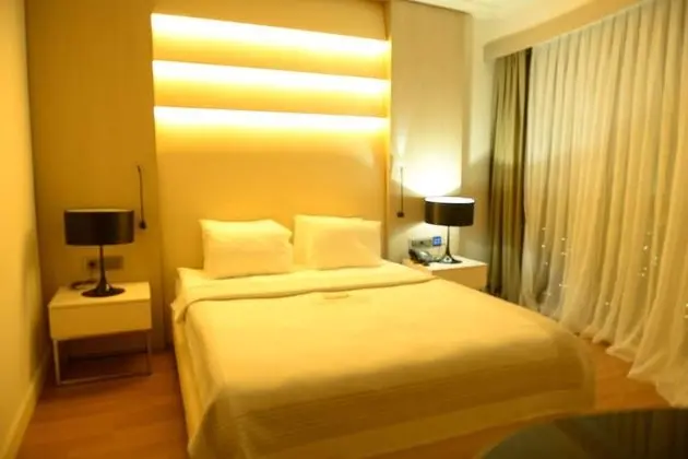 Deluxe Tek Büyük veya İki Ayrı Yataklı Oda