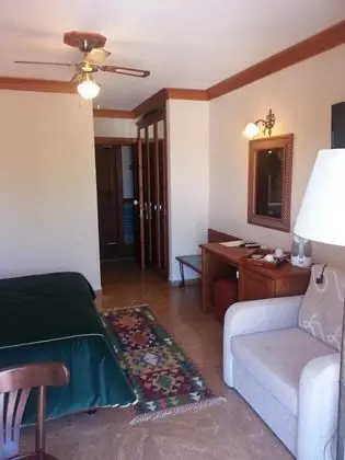Standart Oda, Şehir Manzaralı