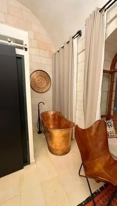 Palmira,Sokak Manzaralı,Küvetli