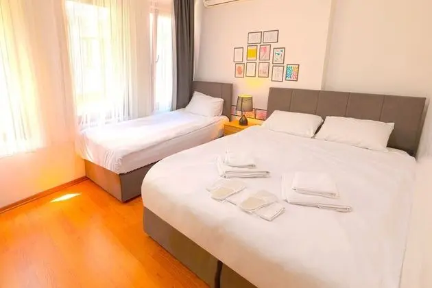 Üç Kişilik Oda, Şehir Manzaralı