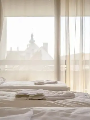 Süit, Balkon