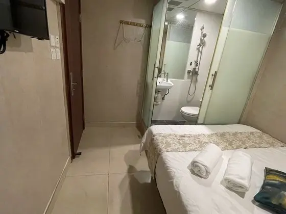 Tek Büyük Yataklı Oda