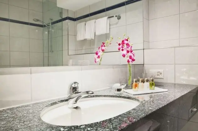 Tek Büyük Yataklı Oda, Balkon, Dağ Manzaralı (South)