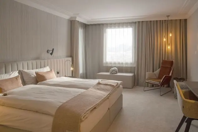 Tek Büyük Yataklı Oda, Balkon, Şehir Manzaralı (North)