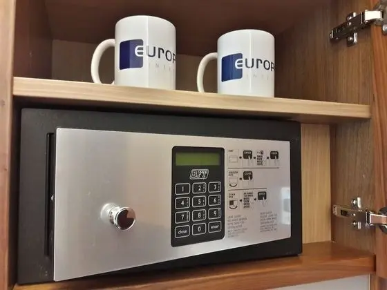 Comfort Tek Büyük Yataklı Oda (Aircondition)