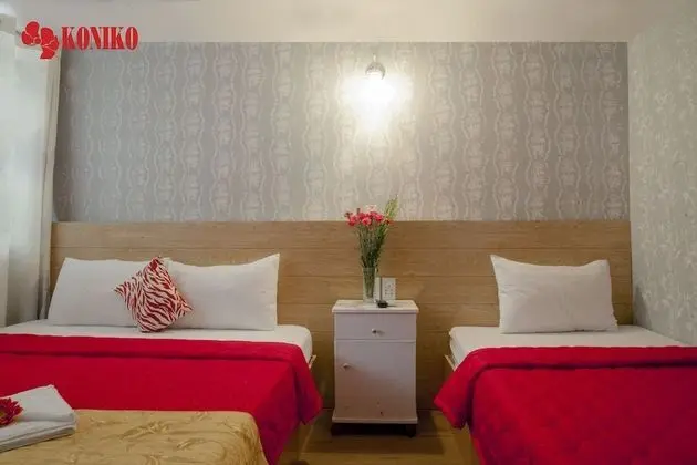 Üç Kişilik Oda (with Windows)