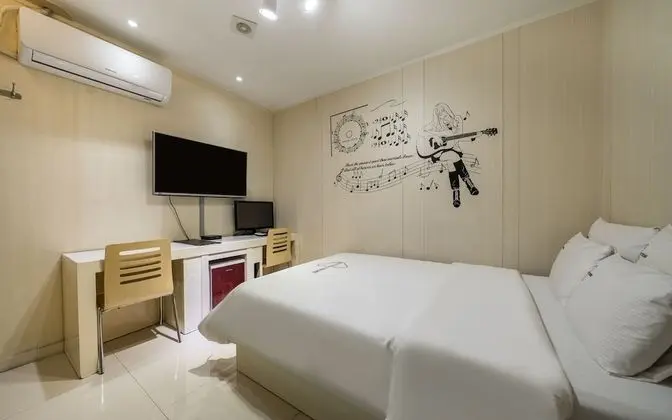 Oda (STANDARD ROOM(NetflixDisney +))