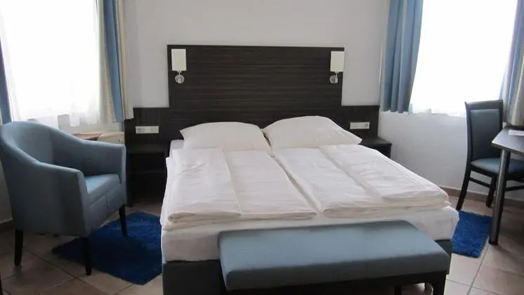 Basic İki Ayrı Yataklı Oda