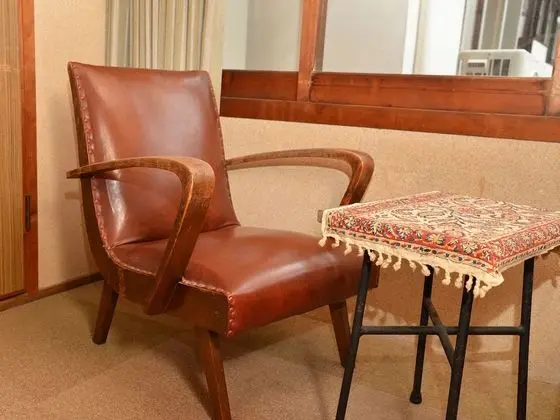 Basic Oda, Sigara İçilebilir, Ortak Banyo