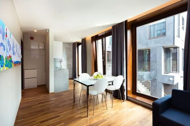 APARTMENT 3, Large 1 Bedroom