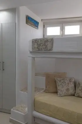 Small Budget Room for 2 Lower Ground